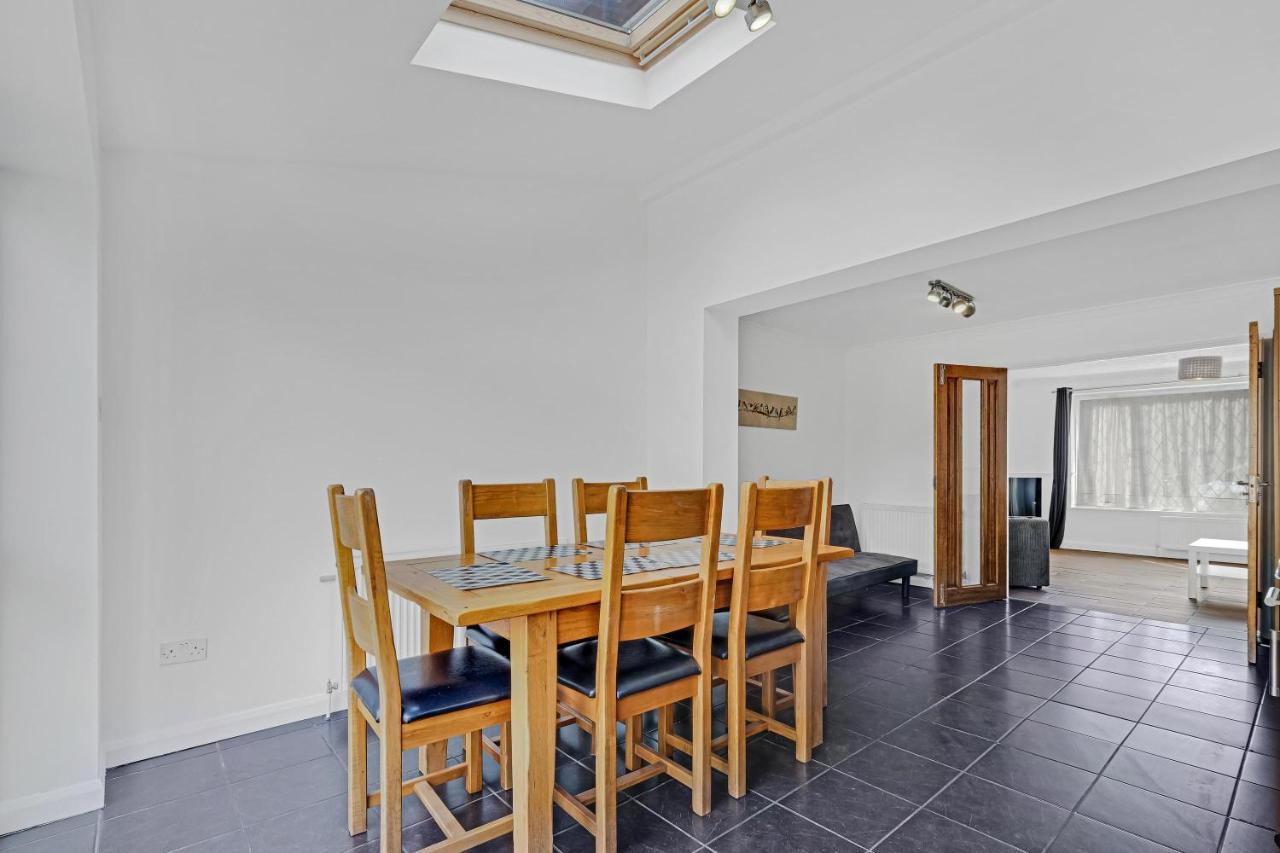 Apartment Heathrow Living St Annes Serviced House 5 Bedrooms 3 Bath By 360stays *