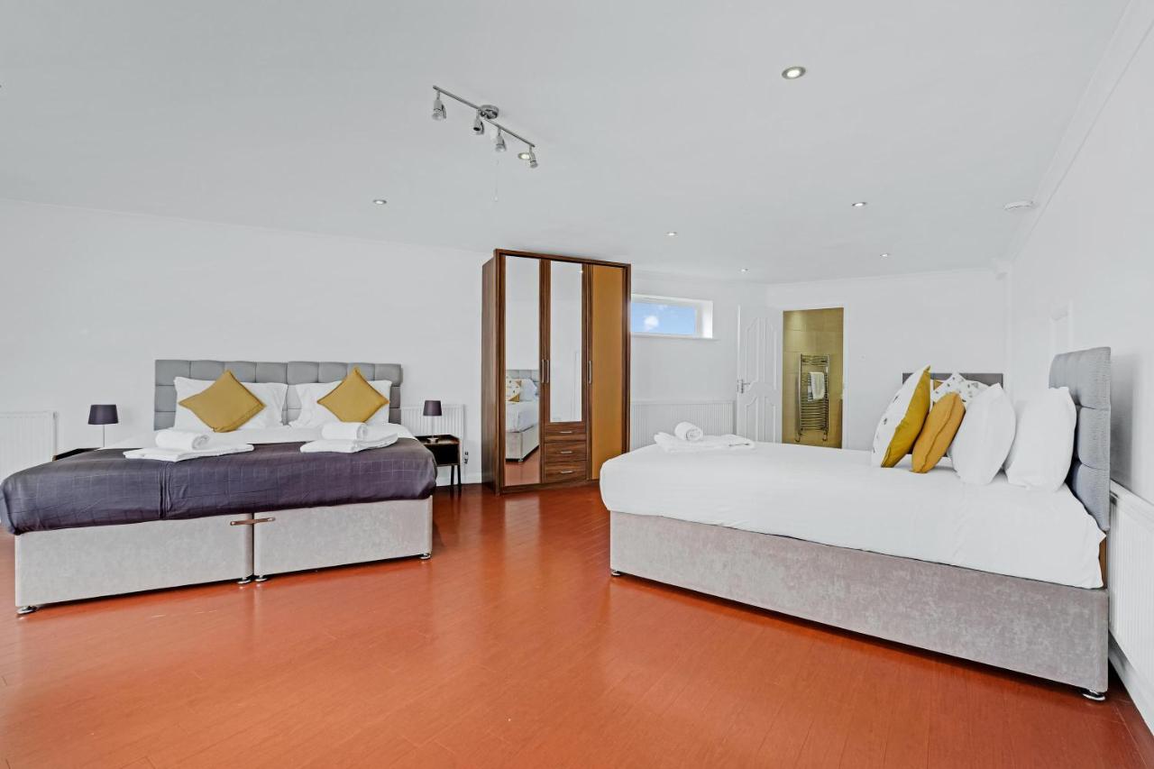 Heathrow Living St Annes Serviced House 5 Bedrooms 3 Bath By 360stays * Stanwell